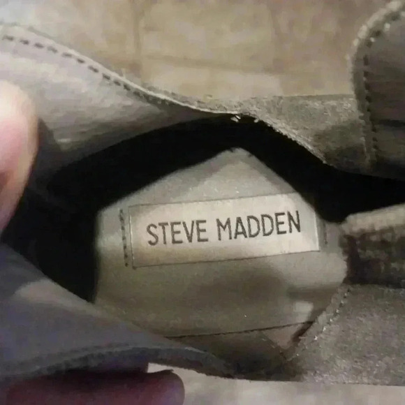 Steve Madden Lancaster Gray Sueded, Leather Upper, Slip On Stacked Heel Boots, 7 - Picture 2 of 6